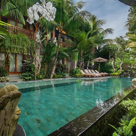 Weda Cita Resort And Spa By Mahaputra Убуд Екстериор снимка The swimming pool at the hotel